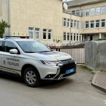Патрульні обстежили вулиці та дороги біля навчальних закладів