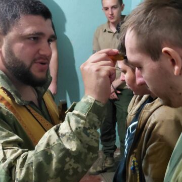 Молитва – це оберіг: у 102-й бригаді ТрО відбувся обряд освячення приміщень та благословення військовослужбовців (ФОТО)
