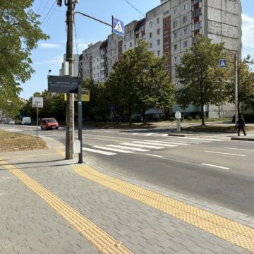В Івано-Франківську ще на п’яти зупинках запрацювали електронні табло