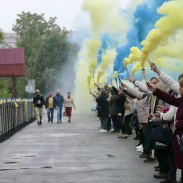 Провів у неволі 25 місяців: калушани урочисто зустріли Ярослава Гелема, який повернувся з російського полону
