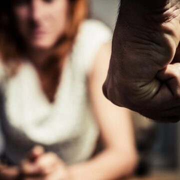За психологічне насильство над матір’ю 22-річного жителя Калуської громади оштрафували на 340 гривень