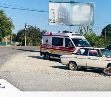 Поліцейські Прикарпаття встановлюють обставини аварій, у яких травмовані мотоцикліст та малолітня дитина