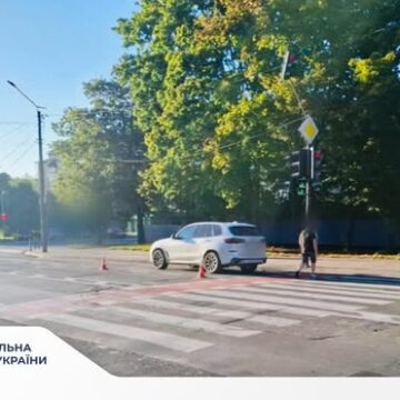 У Івано-Франківську на вулиці Довженка трапилася дорожньо-транспортна пригода зі смертельним наслідком У Івано-Франківську на вулиці Довженка трапилася дорожньо-транспортна пригода зі смертельним наслідком