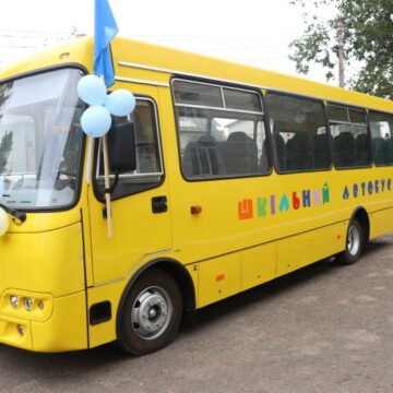 Єзупільський ліцей отримав новий шкільний автобус