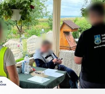 Судитимуть директора ліцею на Калущині, який незаконно передав понад 184 га державних земель