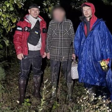 На Богородчанщині рятувальники розшукали заблуканого у лісі 66-річного грибника