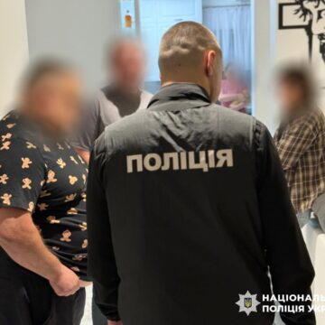 1500 доларів за тимчасову непридатність до військової служби: на Івано-Франківщині поліція та СБУ затримали співробітника ТЦК 1500 доларів за тимчасову непридатність до військової служби: на Івано-Франківщині поліція та СБУ затримали співробітника ТЦК
