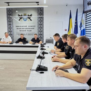 Офіцери-рятувальники громад представили свою діяльність старостам Івано-Франківської ТГ