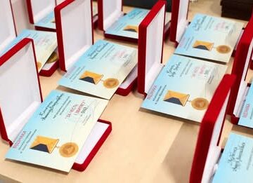 В Івано-Франківську вручили посмертні нагороди рідним полеглих захисників