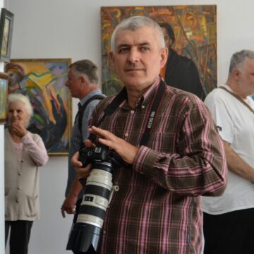В Івано-Франківську побили відомого фотографа В Івано-Франківську побили відомого фотографа