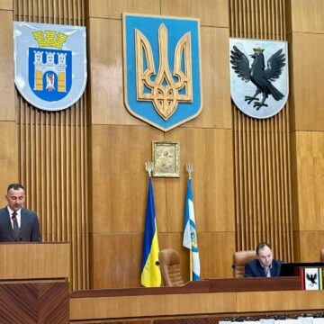 Громада втратить 500 млн: в Івано-Франківській міськраді вимагають зберегти реверсну дотацію і податки 