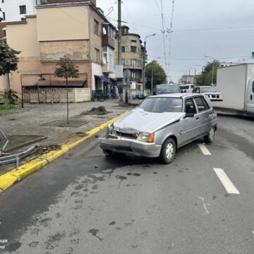 В Івано-Франківську нетверезий водій вчинив ДТП (ФОТО) В Івано-Франківську нетверезий водій вчинив ДТП (ФОТО)