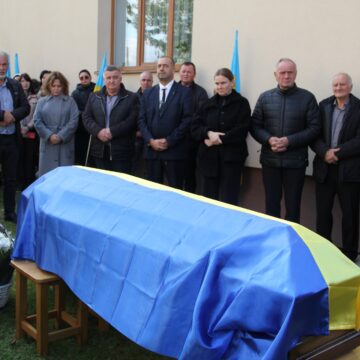 Захисник Богдан Квецко “на щиті” повернувся до рідного міста Болехова