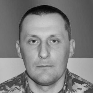В Коломиї попрощаються з воїном Сергієм Боледзюком