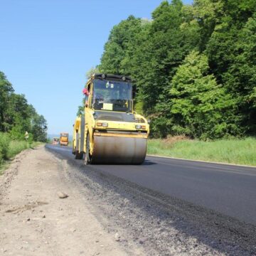 Дорогу через Болехів відремонтують в рамках транскордонного співробітництва Дорогу через Болехів відремонтують в рамках транскордонного співробітництва