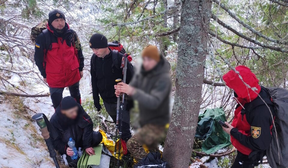 Гірські рятувальники двічі залучались до пошуків заблукалих у горах туристів (ФОТО)