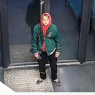Поліція Івано-Франківська розшукує крадія деталей ліфта