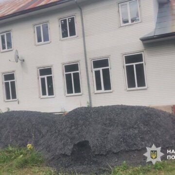На Івано-Франківщини викрили директорку приватного підприємства, яка привласнила бюджетні кошти на суму понад 640 тисяч гривень