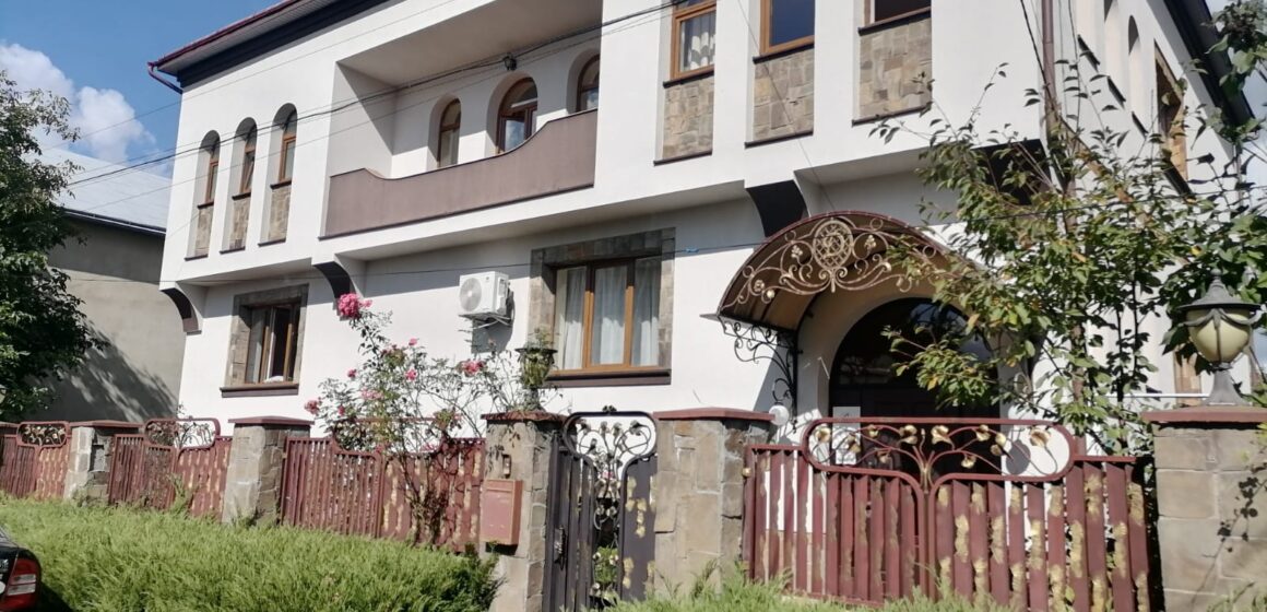 У приватному пансіонаті для літніх людей в Івано-Франківську виявили недоліки, що призводять до порушення прав людини
