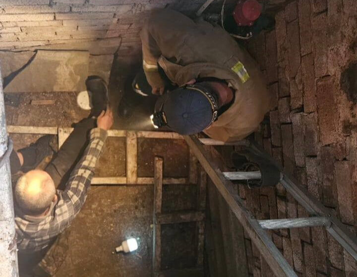 У Снятині рятувальники надали допомогу чоловікові, який впав у підвал