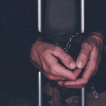 Жорстоко поводився із власною собакою: зловмисник на час слідства перебуватиме під вартою
