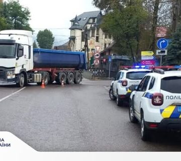 Поліція розпочала розслідування за фактом ДТП у Яремче, в наслідок якої загинула жінка-пішохід