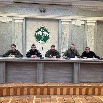 На Прикарпатті дозволили відстрілювати тварин, які переносять сказ та африканську чуму