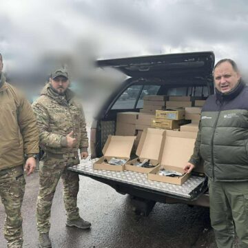“Ситуація непроста, ведуться тяжкі бої”: Руслан Марцінків здійснив чергову волонтерську поїздку на фронт (ФОТО)