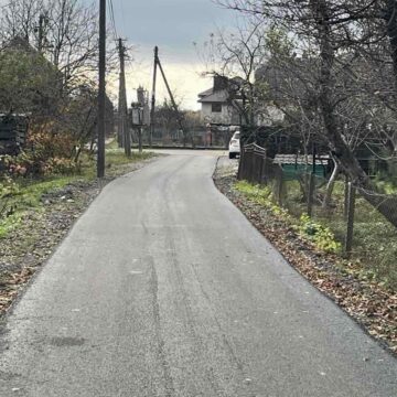 В Брошнів-Осаді відремонтували найпроблемніші вулиці В Брошнів-Осаді відремонтували найпроблемніші вулиці