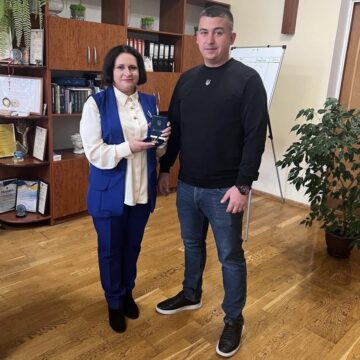 Перша проректорка Карпатського національного університету Валентина Якубів відзначена медаллю «За сприяння Збройним Силам України»