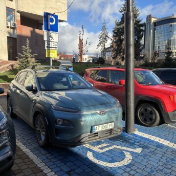 В Івано-Франківську готують до введення нові правила паркування