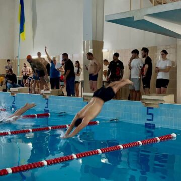 “Сталева хвиля”. В Івано-Франківську пройшов чемпіонат з плавання серед ветеранів