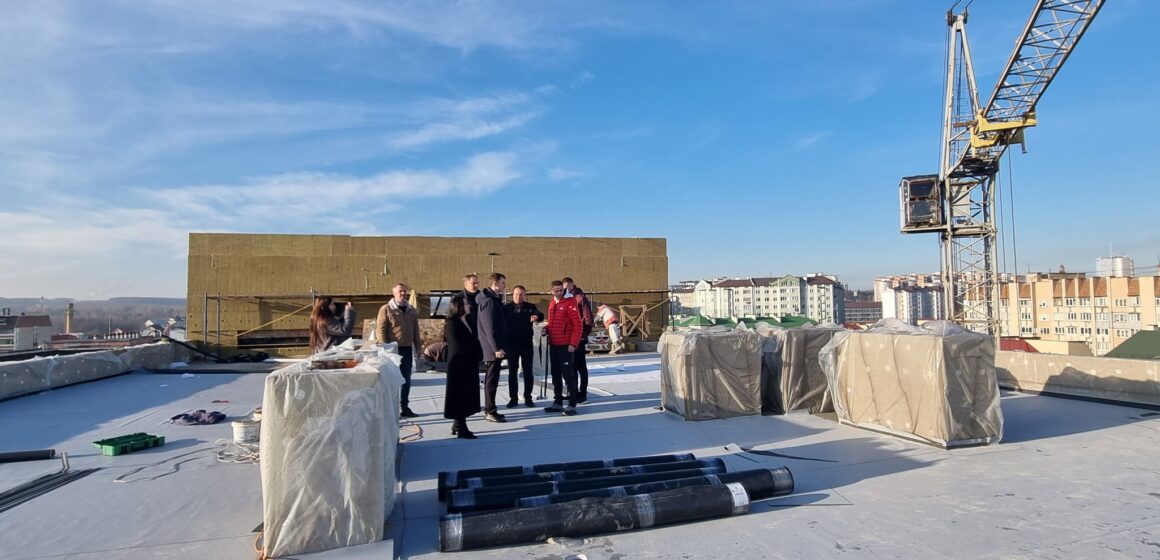 Франківщину з робочим візитом відвідав заступник міністра охорони здоров’я України Едем Адаманов