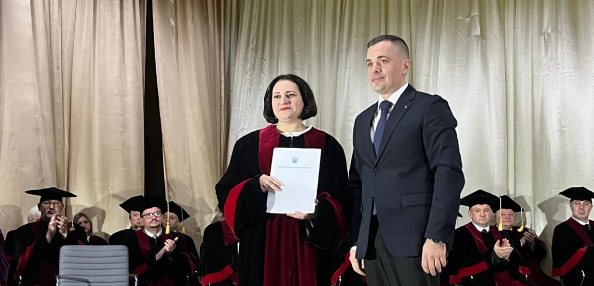 Валентина Якубів офіційно стала ректоркою Карпатського національного університету імені Василя Стефаника