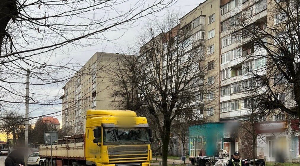 За минулу добу в ДТП на Прикарпатті загинула одна людина та двоє травмувались