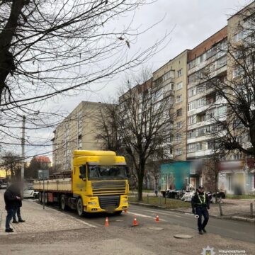 За минулу добу в ДТП на Прикарпатті загинула одна людина та двоє травмувались