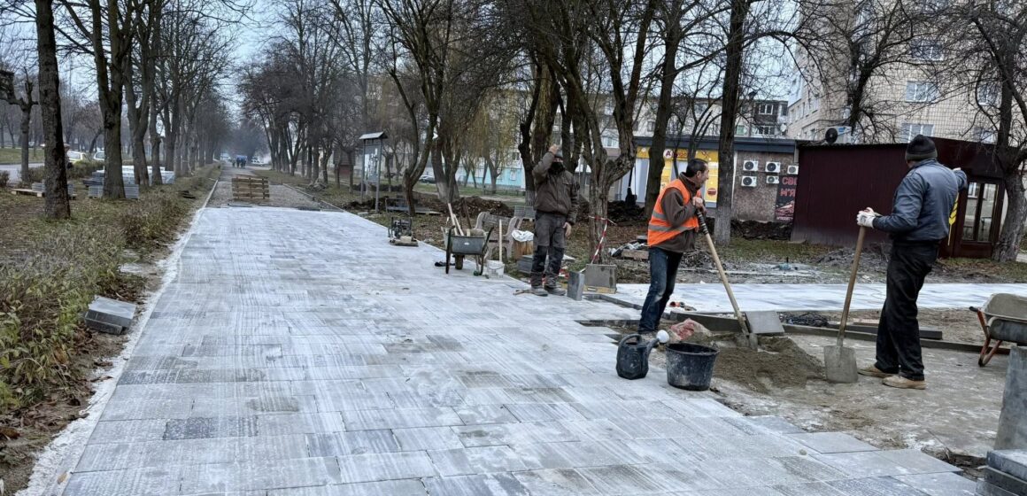 У Калуській громаді триває облаштування безбар’єрних маршрутів (ФОТО)