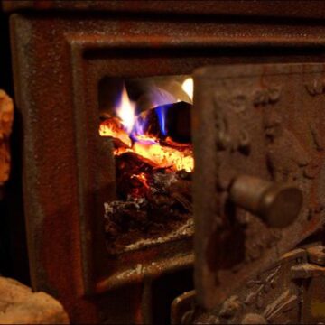 На Косівщині двоє людей отруїлися чадним газом