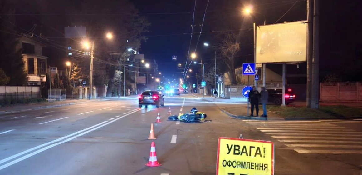 У Івано-Франківську в ДТП постраждав мотоцикліст