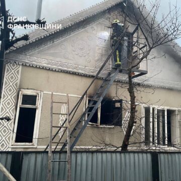 Під час пожежі житлового будинку на Косівщині виявили тіло жінки