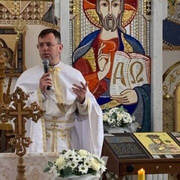 В Крихівцях освятили тифлоакустичну ікону для вірян із вадами зору