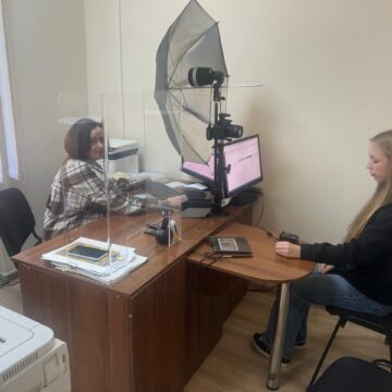 Під час відпочинку і незалежно від місця реєстрації: у курортному Яремче можна оформити паспорт під час вікенду