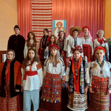 «Костюм- скарб українського народу». На Городенківщині провели перший етап конкурсу покутського традиційного вбрання