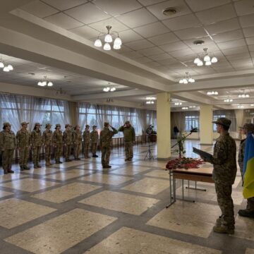 33 випускники кафедри військової підготовки КНУВС склали присягу на вірність Україні