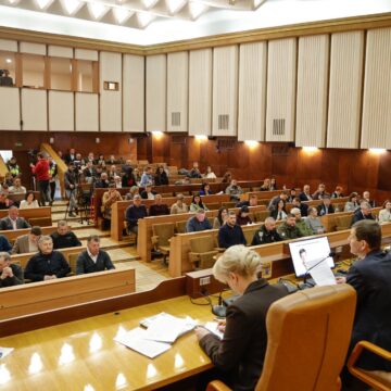 Відбулось перше пленарне засідання 45-ої сесії Івано-Франківської обласної ради