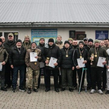 У Рогатині ветерани та військовослужбовці об’єдналися у змаганнях із кульової стрільби