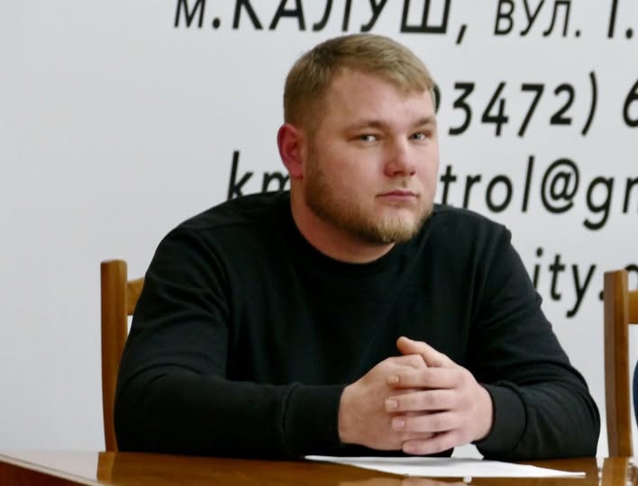 Член НРУ Назарій Лозинський вперше працював на засіданні виконавчого комітету Калуської міської ради Член НРУ Назарій Лозинський вперше працював на засіданні виконавчого комітету Калуської міської ради