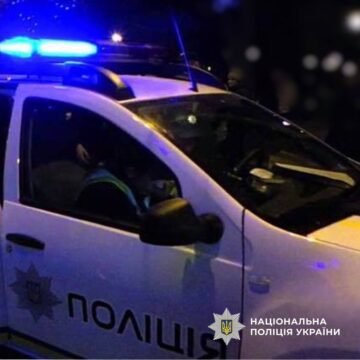 Поліція встановлює обставини смерті 18-річного хлопця в Івано-Франківську Поліція встановлює обставини смерті 18-річного хлопця в Івано-Франківську