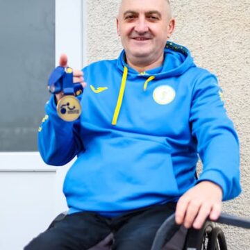 Тисменичанин Василь Петрунів здобув бронзову медаль на Чемпіонаті Європи з паранастільного тенісу