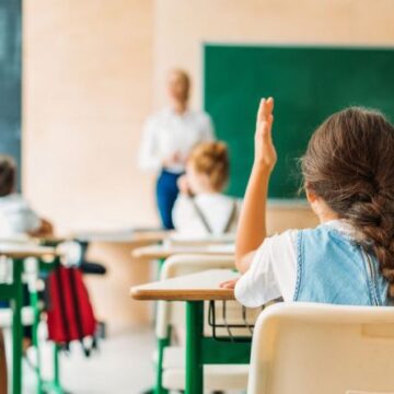 Всі школи Івано-Франківська йдуть на канікули Всі школи Івано-Франківська йдуть на канікули